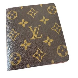 Sold‼️ Louis Vuitton Brown and Gold Monogram Card Holder- COA included